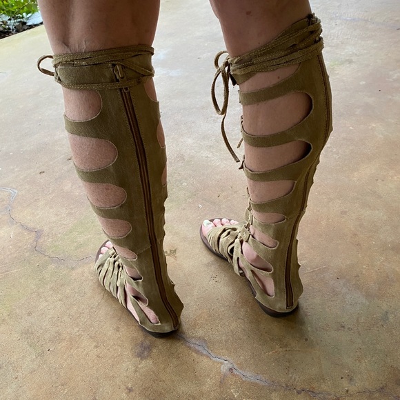 Free People Gladiator Sandals Tan Strappy Sandals - Picture 6 of 12